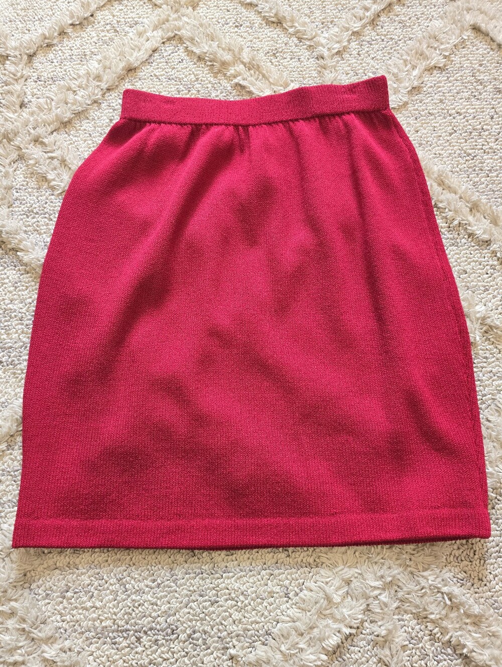 ST. JOHN Collection Red Santana Knit Straight Pencil Skirt Size 2